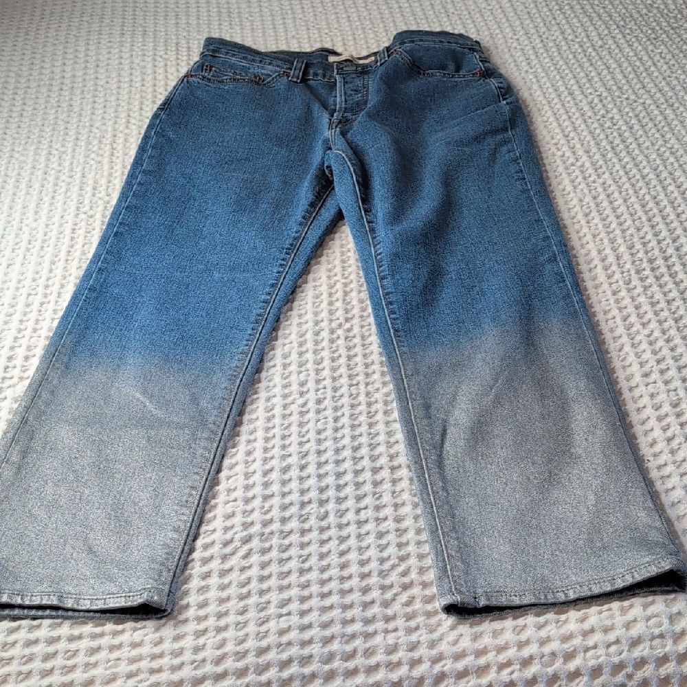 Levi's Women's Wedgie Straight Jeans Blue Silver Button Fly Size 29